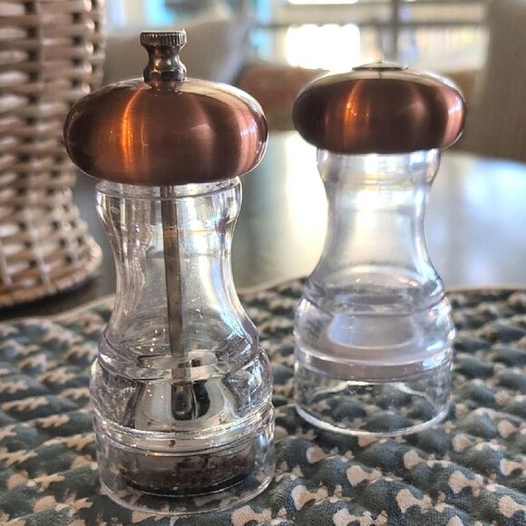 Olde Thompson Small Copper Top Salt and Pepper Mill Set - Picture 7 of 8